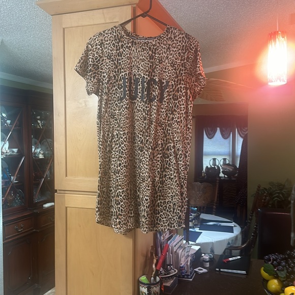 Juicy couture  night shirt very nice - Picture 3 of 3
